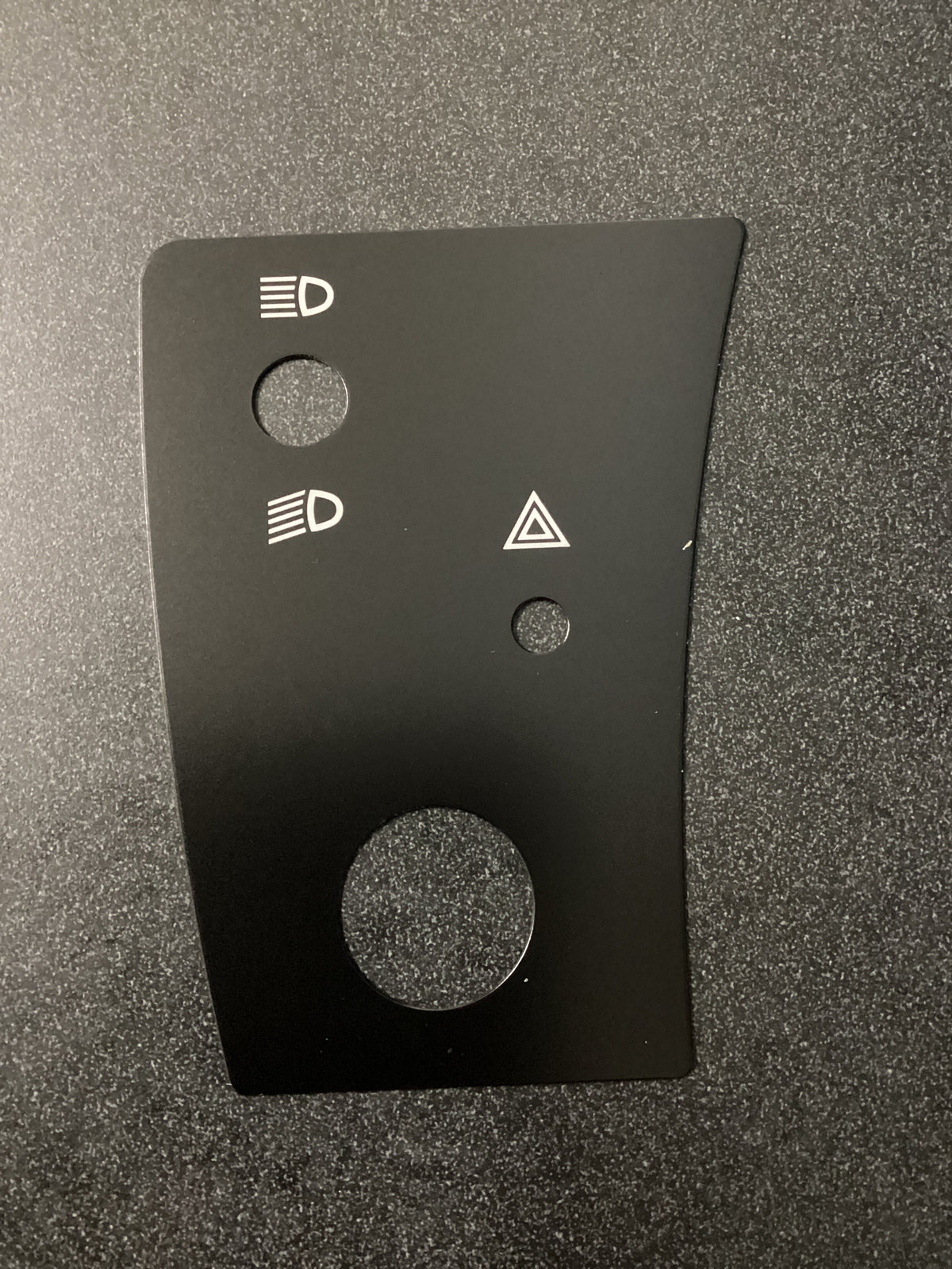 Mahindra Parts - Label, Panel L.H. | Part #19632911700