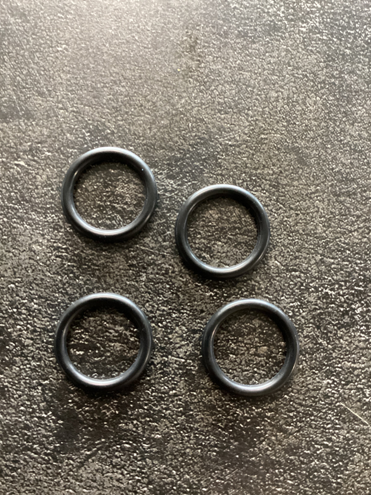 Mahindra Parts - Seal Kit | Part #KMW05806505