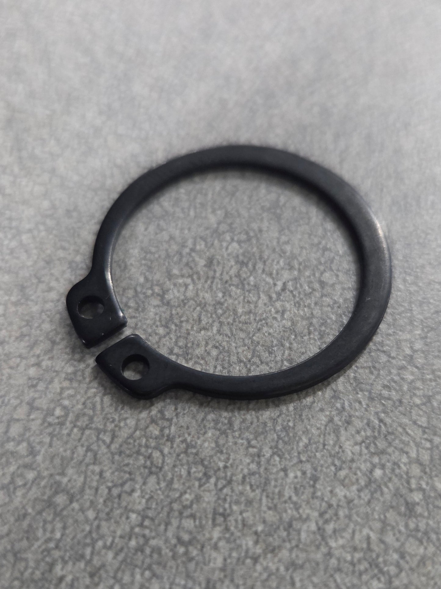 Mahindra Tractor Snap Ring V7041400250