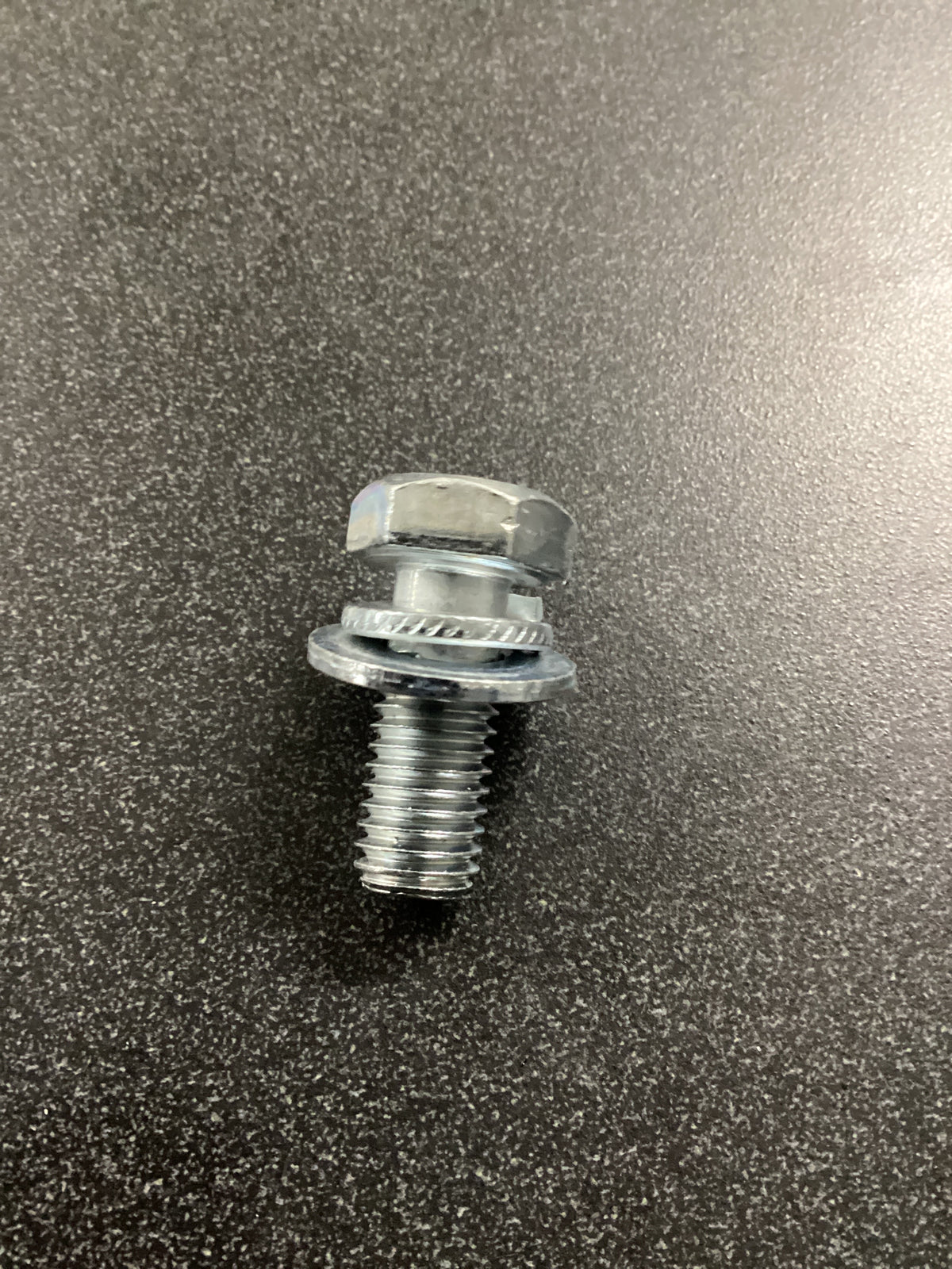 Mahindra Parts - Bolt Combi Lp M10x1 5x25x8 8xzn | Part #SF0103020