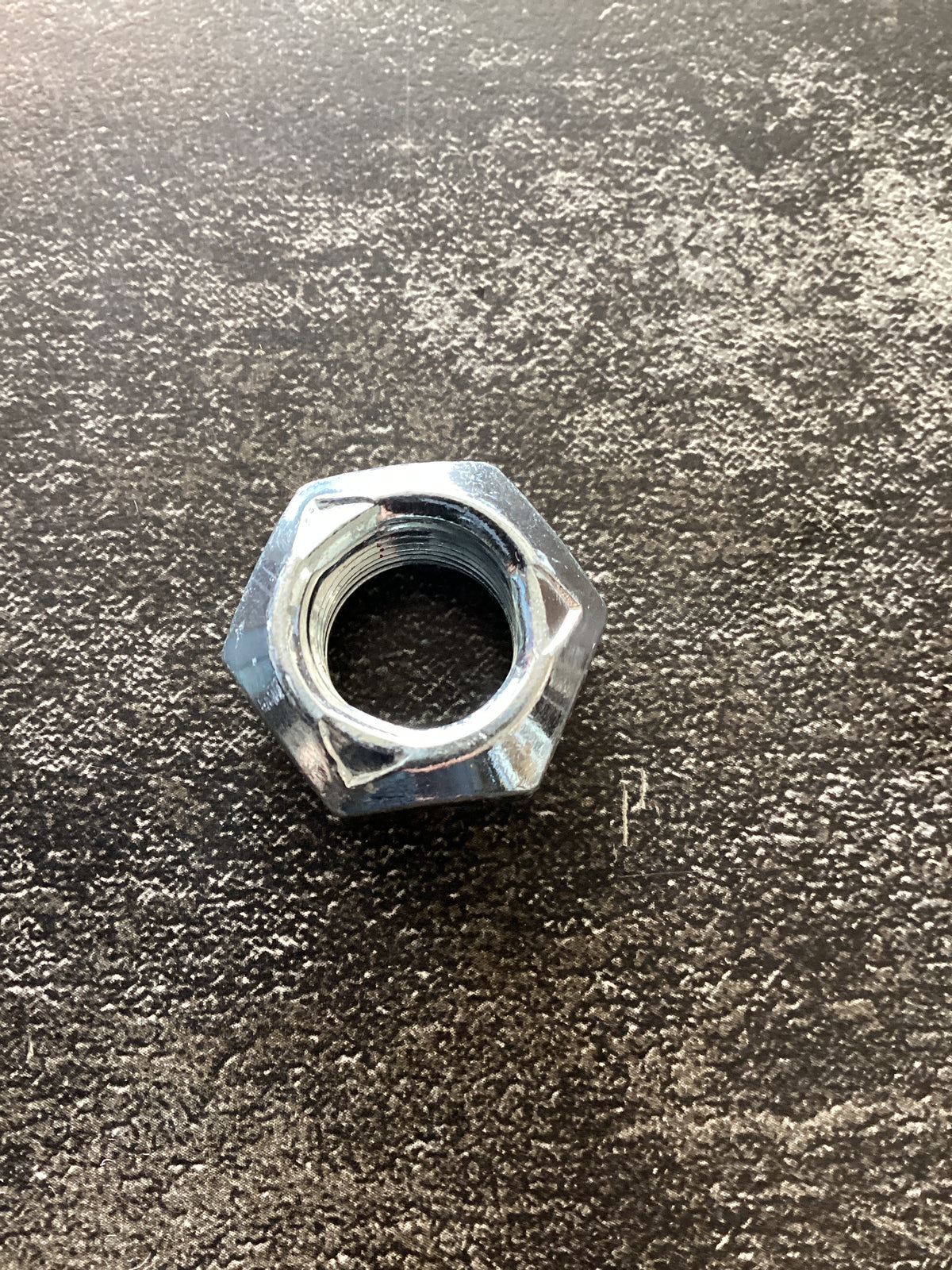 Mahindra Parts - Nut M12x1,25 D982 8zn | Part #F01230058R