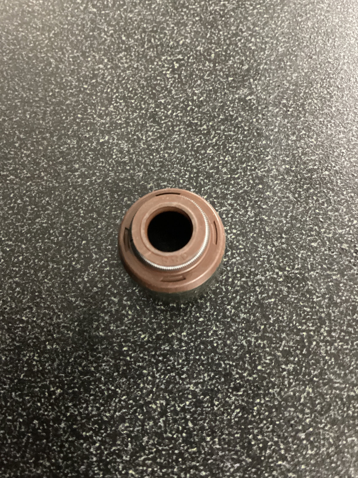 Mahindra Parts - Seal,Valve Stem | Part #MD115472