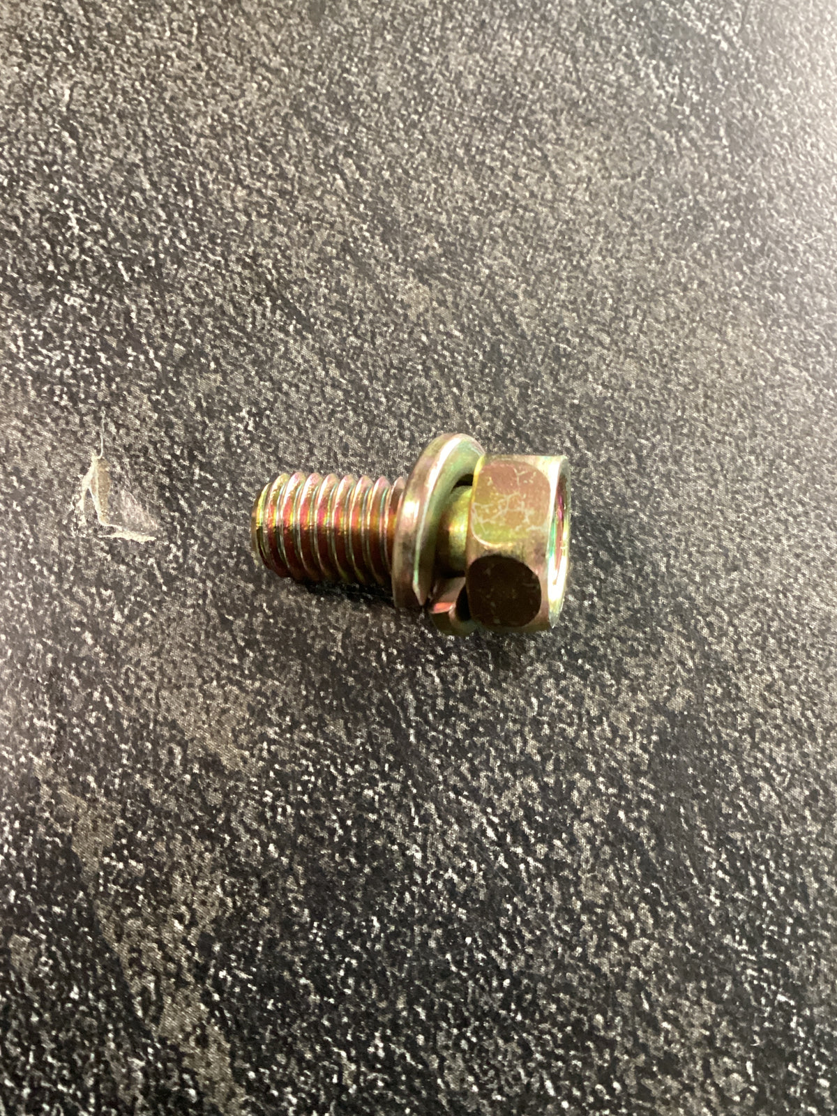 Mahindra Parts - Bolt,  Hex/S M8x16 | Part #V2173608016