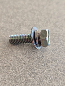 Mahindra Tractor Bolt, W/washer H1440106012