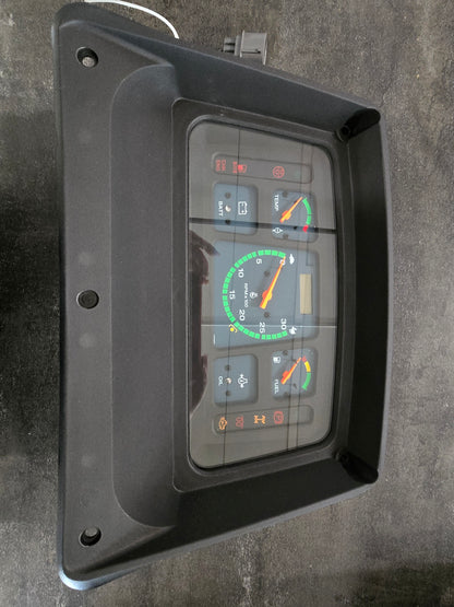 Mahindra Tractor Gauge / Instrument Cluster E007702844B91