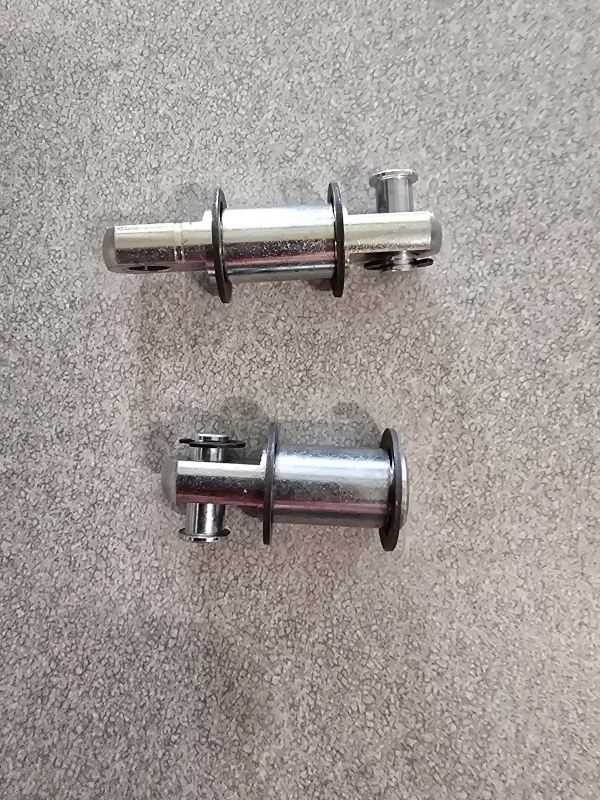 Mahindra Parts - Axis Kit | Part #KMW14083079