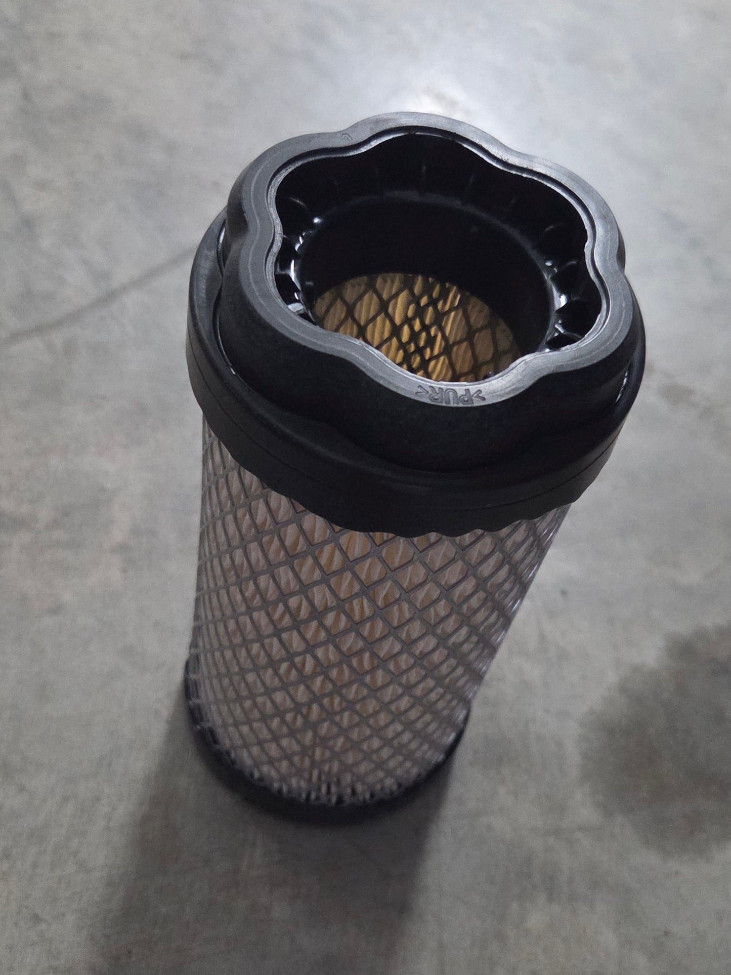 Mahindra Tractor Primary (Outer) Air Filter 008022190N01