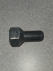 Mahindra Tractor Front Lug Bolt M14x1.5 E007604574D1