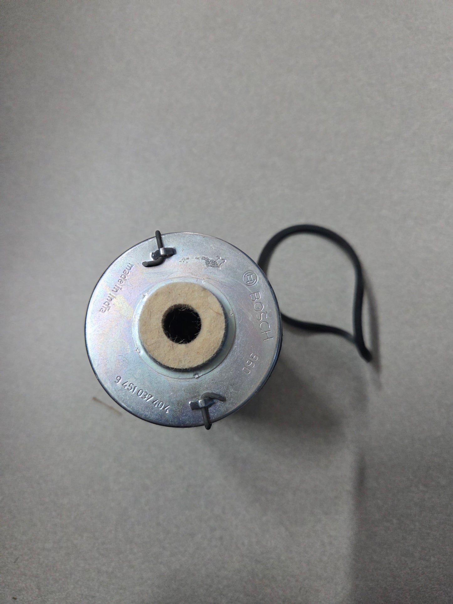 Mahindra Tractor Primary Fuel Filter and O-Ring 001082448R92
