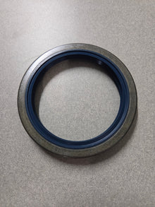 Mahindra Tractor Hub Housing Main Seal 006504570D1
