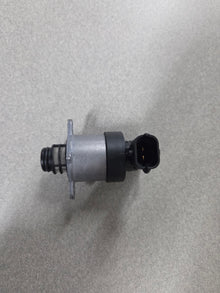 Mahindra Tractor Fuel Pressure Mprop / Regulator 006047495D01