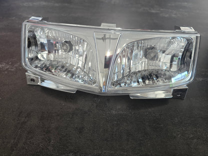 Mahindra Headlight Assembly 10462812000