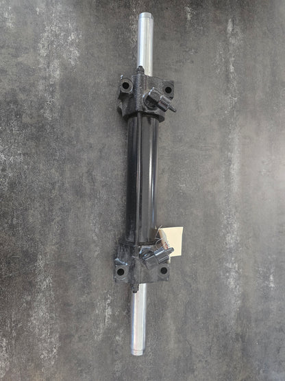 Mahindra Tractor Power Steering Cylinder 14524070081 (Needs Updated Hoses)