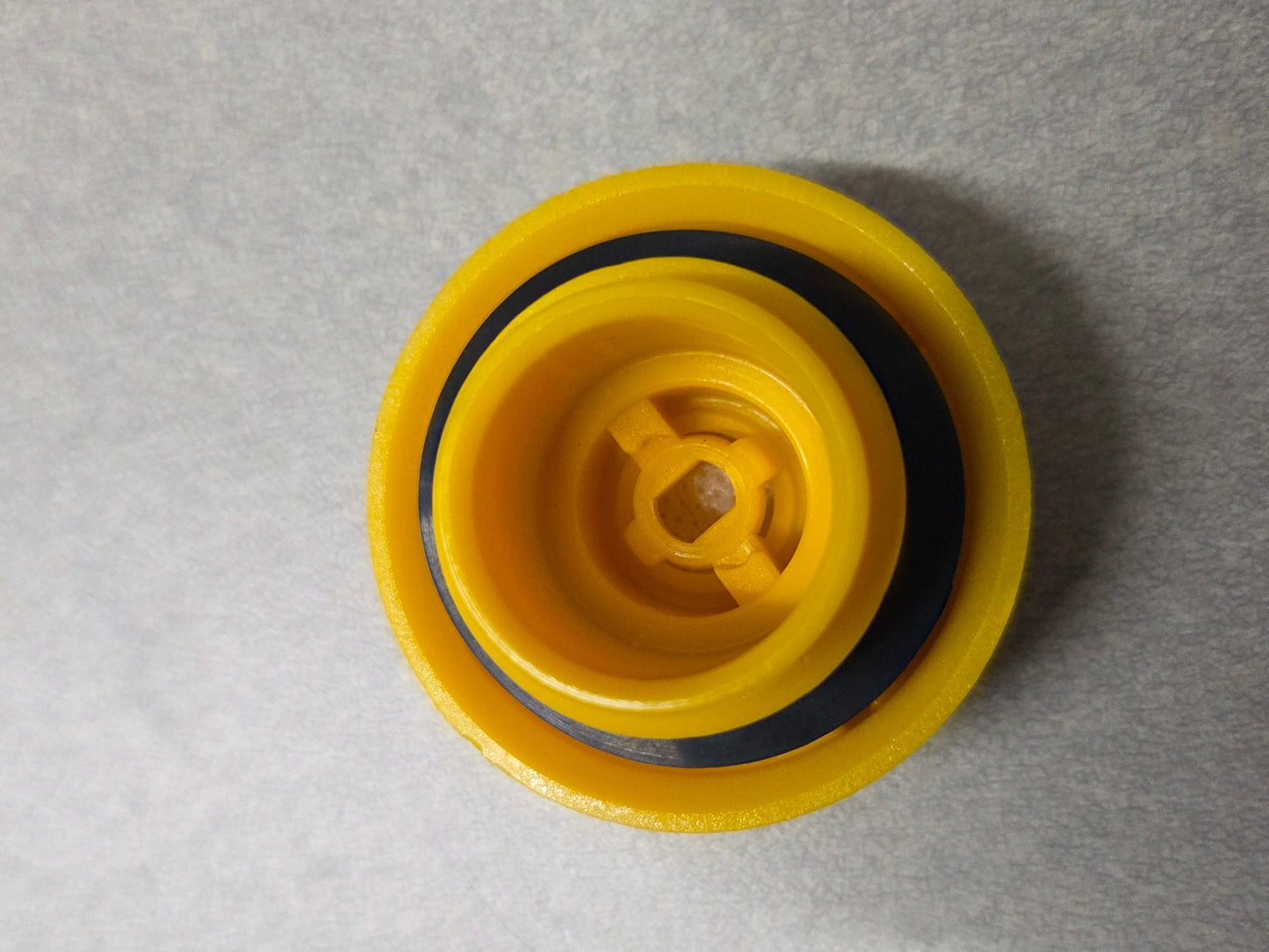Mahindra Tractor Hydraulic Fluid Fill Port Cap 11615012100
