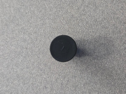 Mahindra Tractor Plug 007535100C1