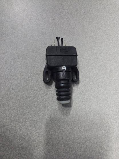 Mahindra Tractor PTO / Neutral Safety Switch 000013058P05