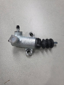 Mahindra Roxor Clutch Slave Cylinder 0802CA0861N