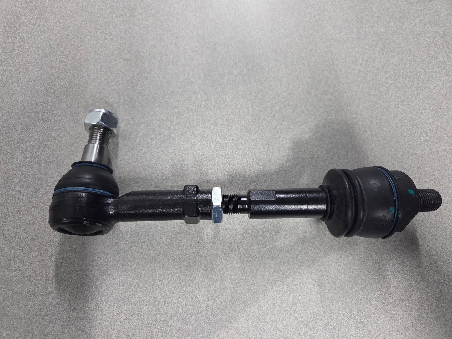 Mahindra Tractor Tie Rod Assembly LH / RH 16734074104