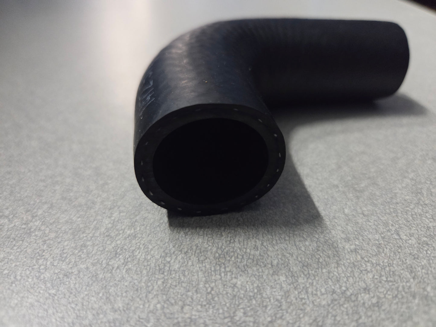 Mahindra 90 Degree Hydraulic Hose 14725100020