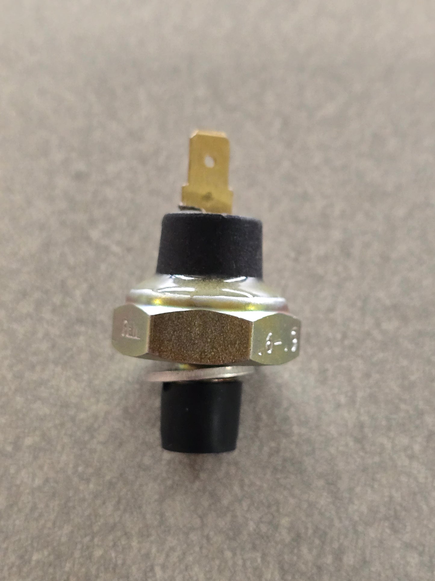 Mahindra Tractor Oil Pressure Switch 007705350B91