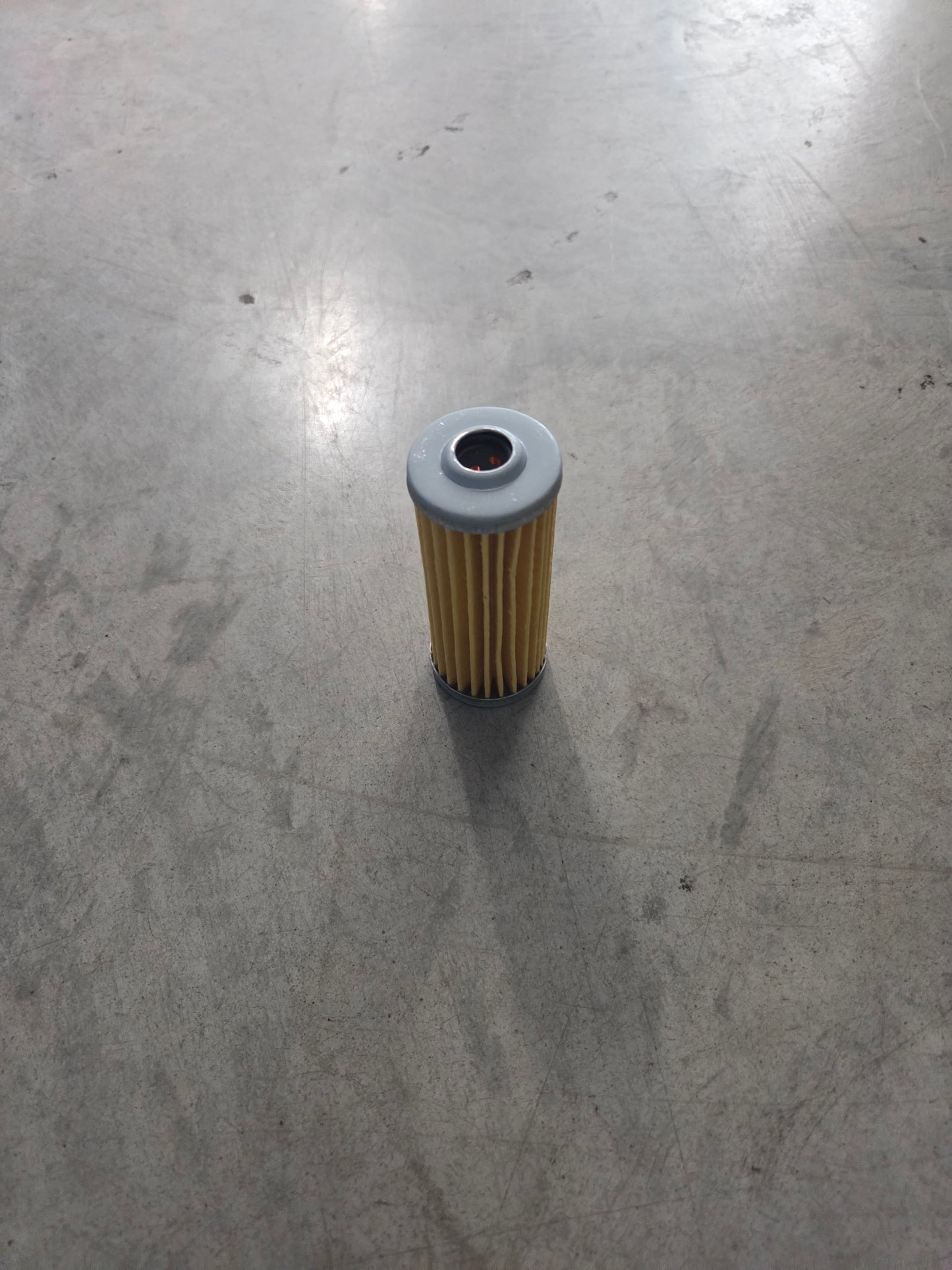 Mahindra Fuel Filter Element 15001023290