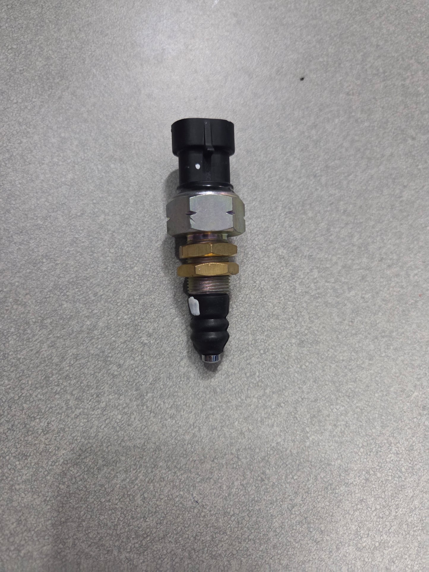 Mahindra Tractor Neutral Safety / Brake Switch 007706858K91