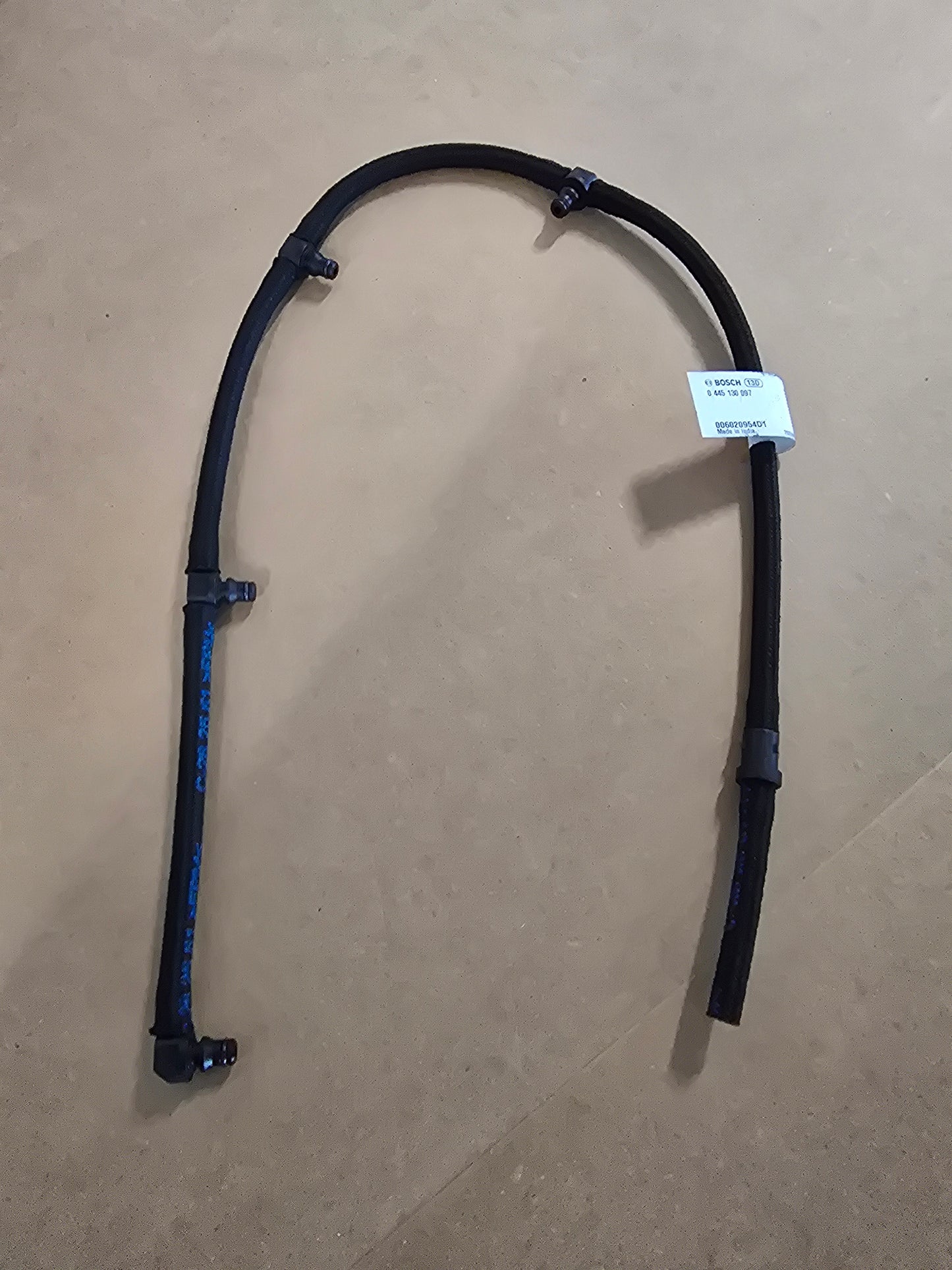 Mahindra Tractor Fuel Line Pipe - Return at Injector 006020954D1