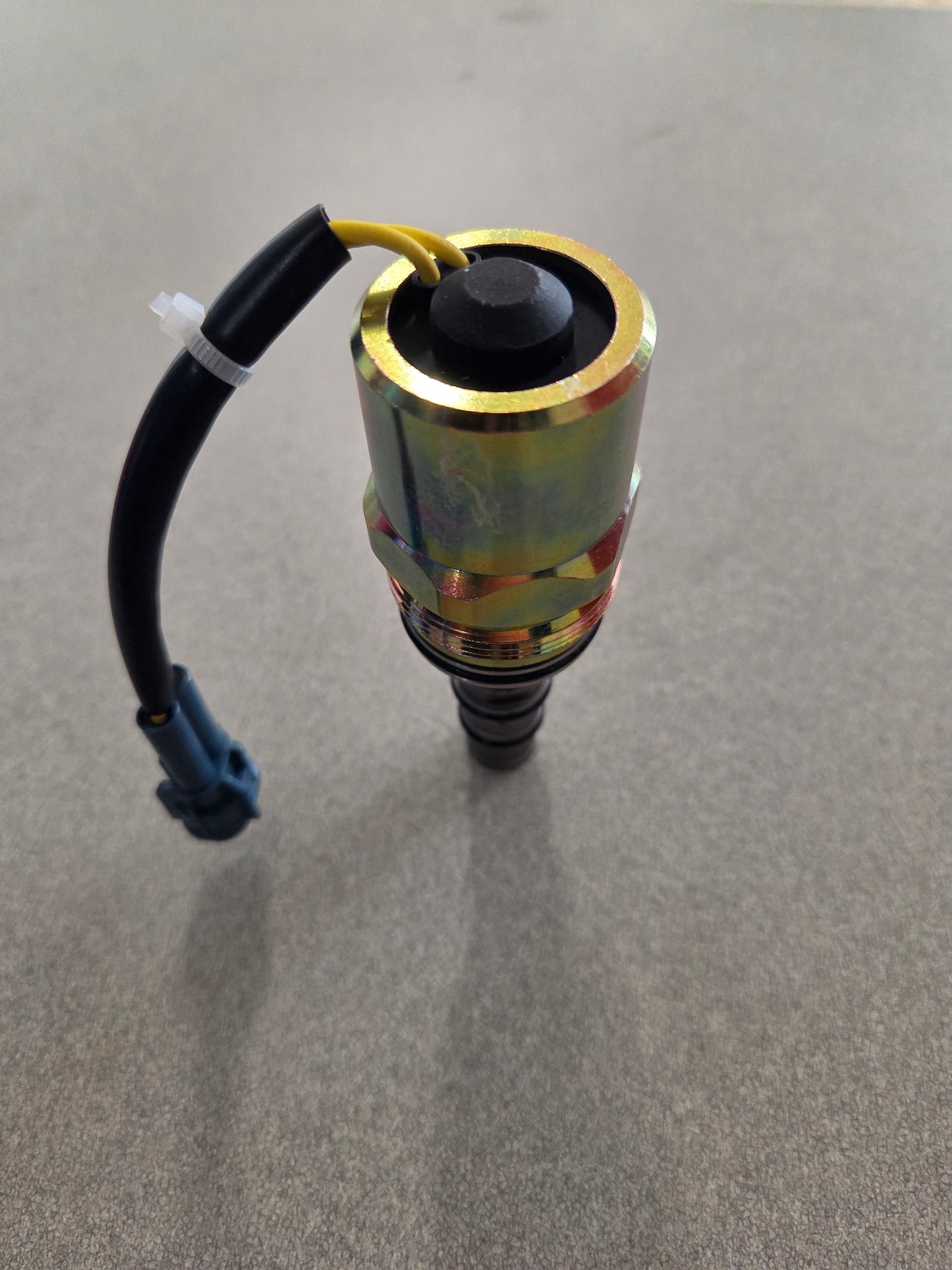 Mahindra Tractor *UPDATED* PTO Solenoid / Valve 19452171171
