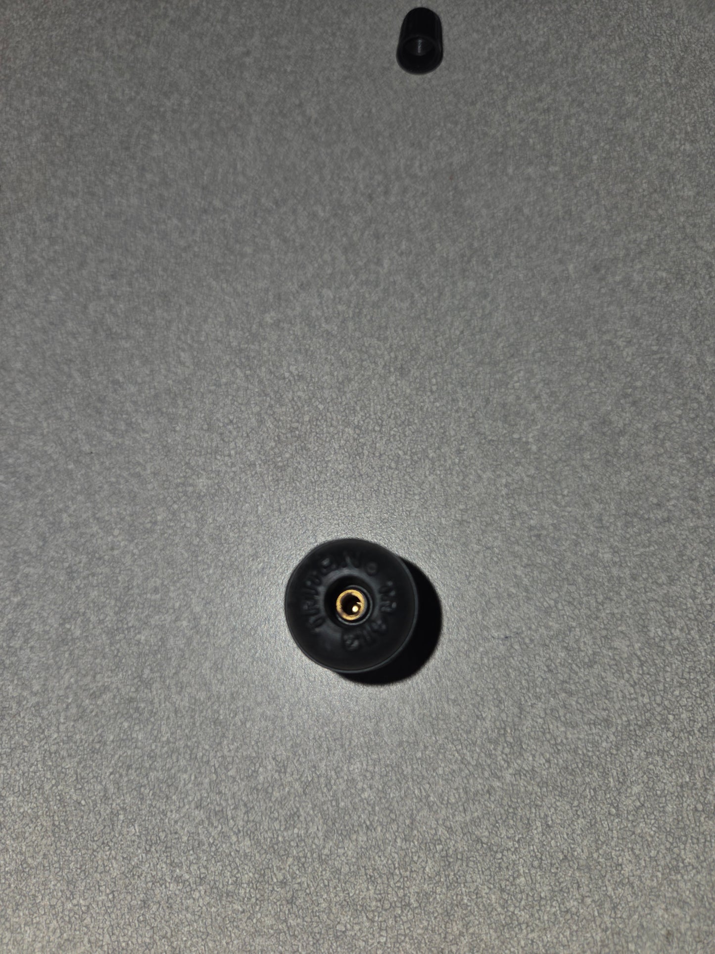 Mahindra Roxor Wheel Valve Stem 0404BA0171N