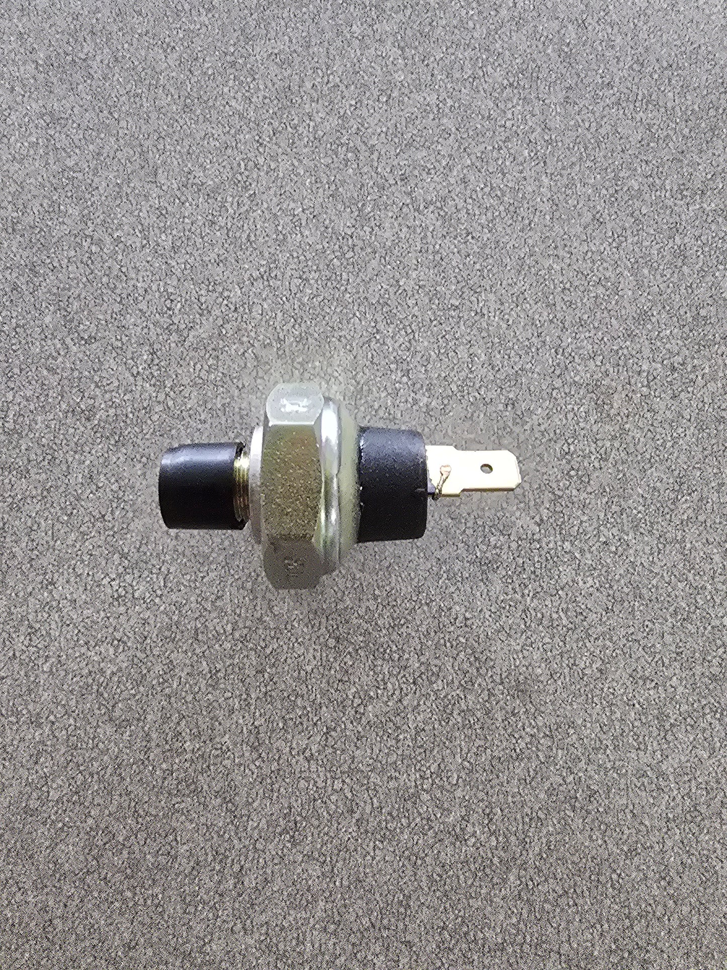 Mahindra Tractor Oil Pressure Switch 007705350B91