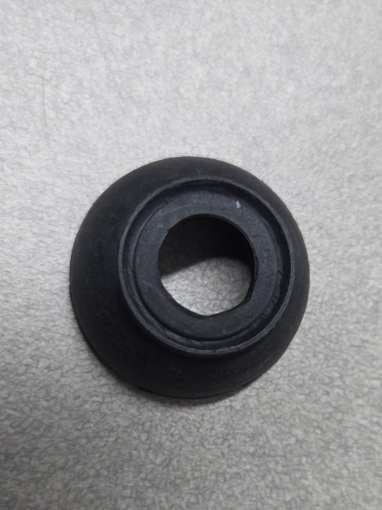 Mahindra Tractor Tie Rod End Boot / Dust Cover 10302157200