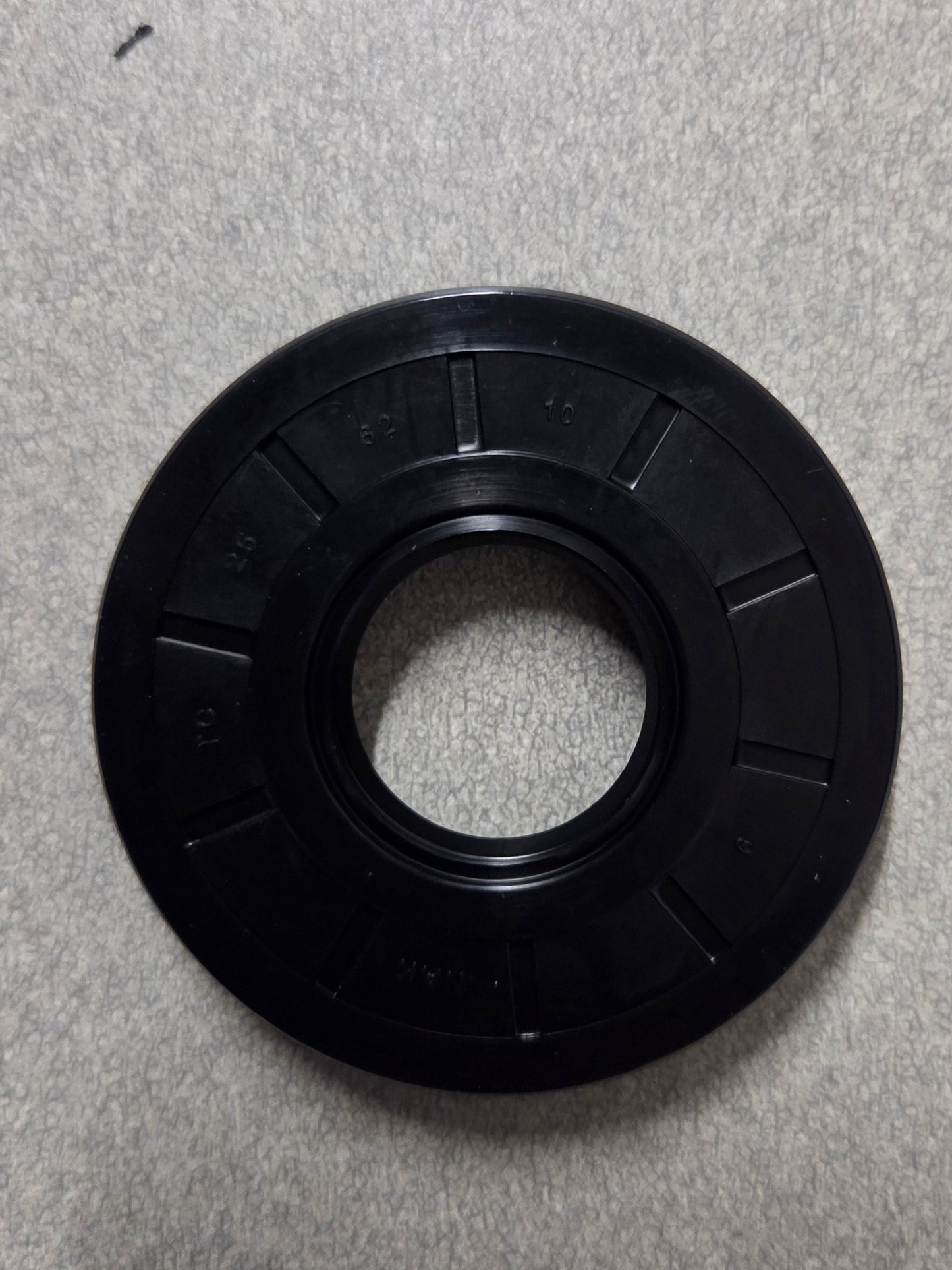 Mahindra Tractor Shaft Oil Seal V7441256210
