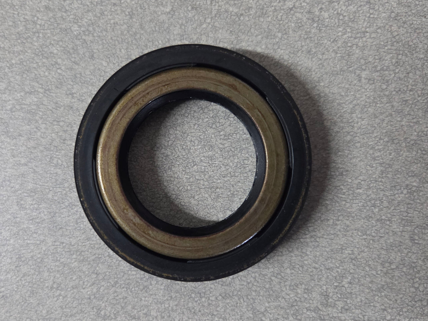 Mahindra Tractor Front Axle Hub Shaft Seal 11104130181