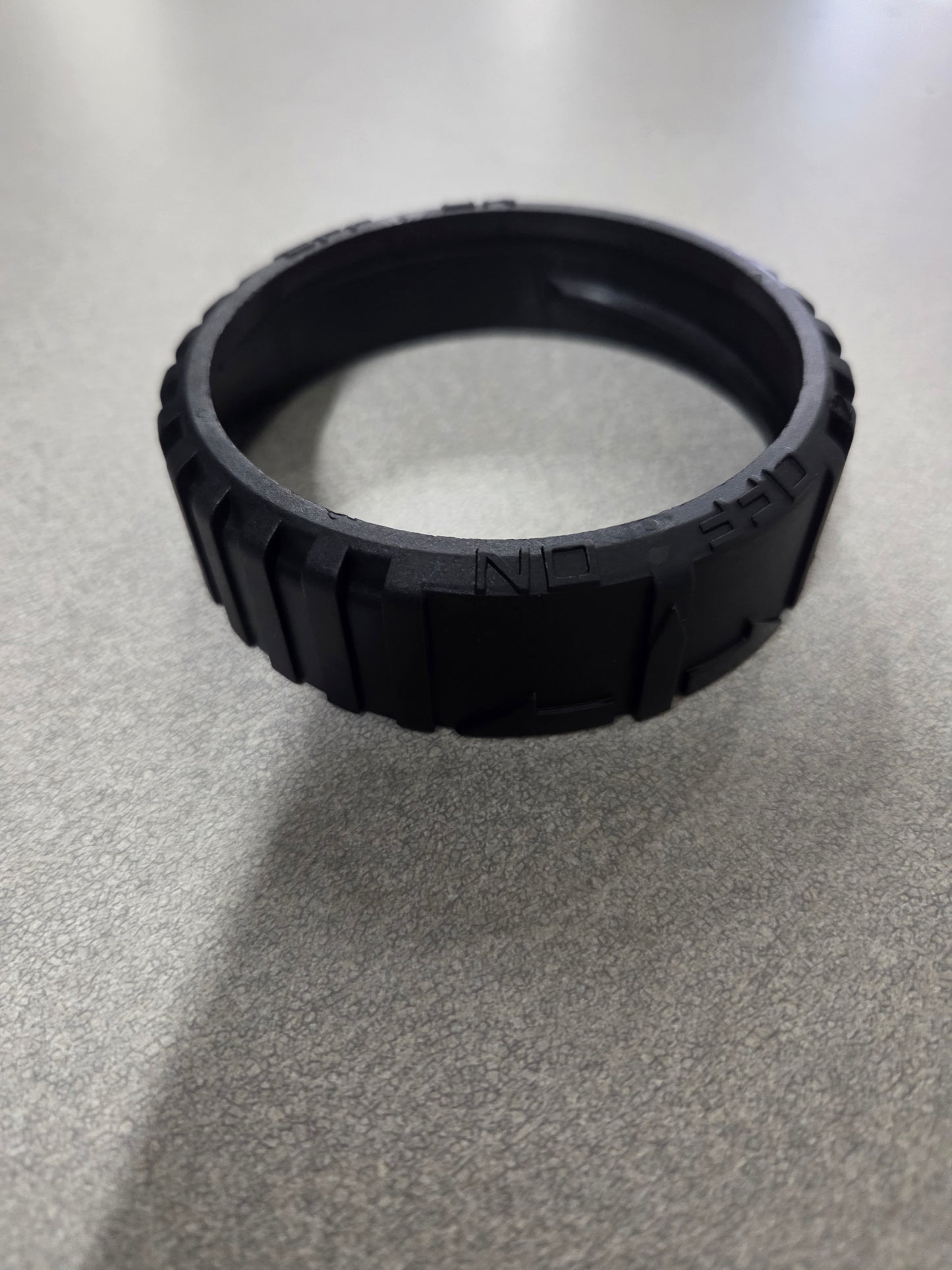 Mahindra Tractor / Roxor Fuel Filter Retainer Ring 006038462V01