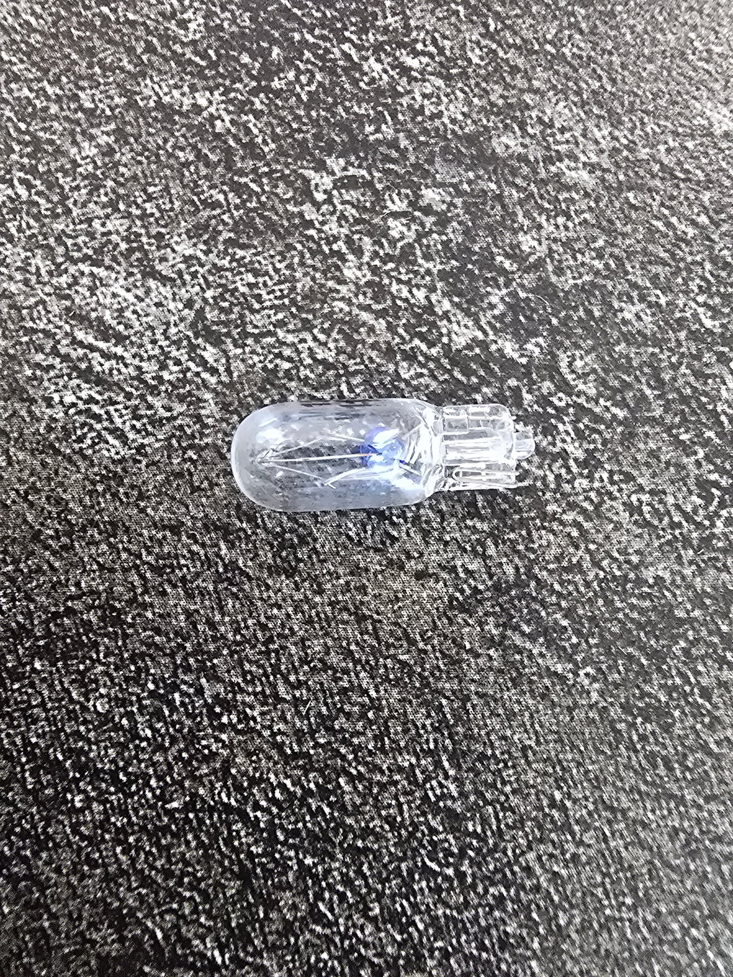 Mahindra Tractor Gauge / Instrument Cluster Bulb For Indicator Lights 10462854500