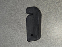 Mahindra Tractor Panel Hook 10322629001