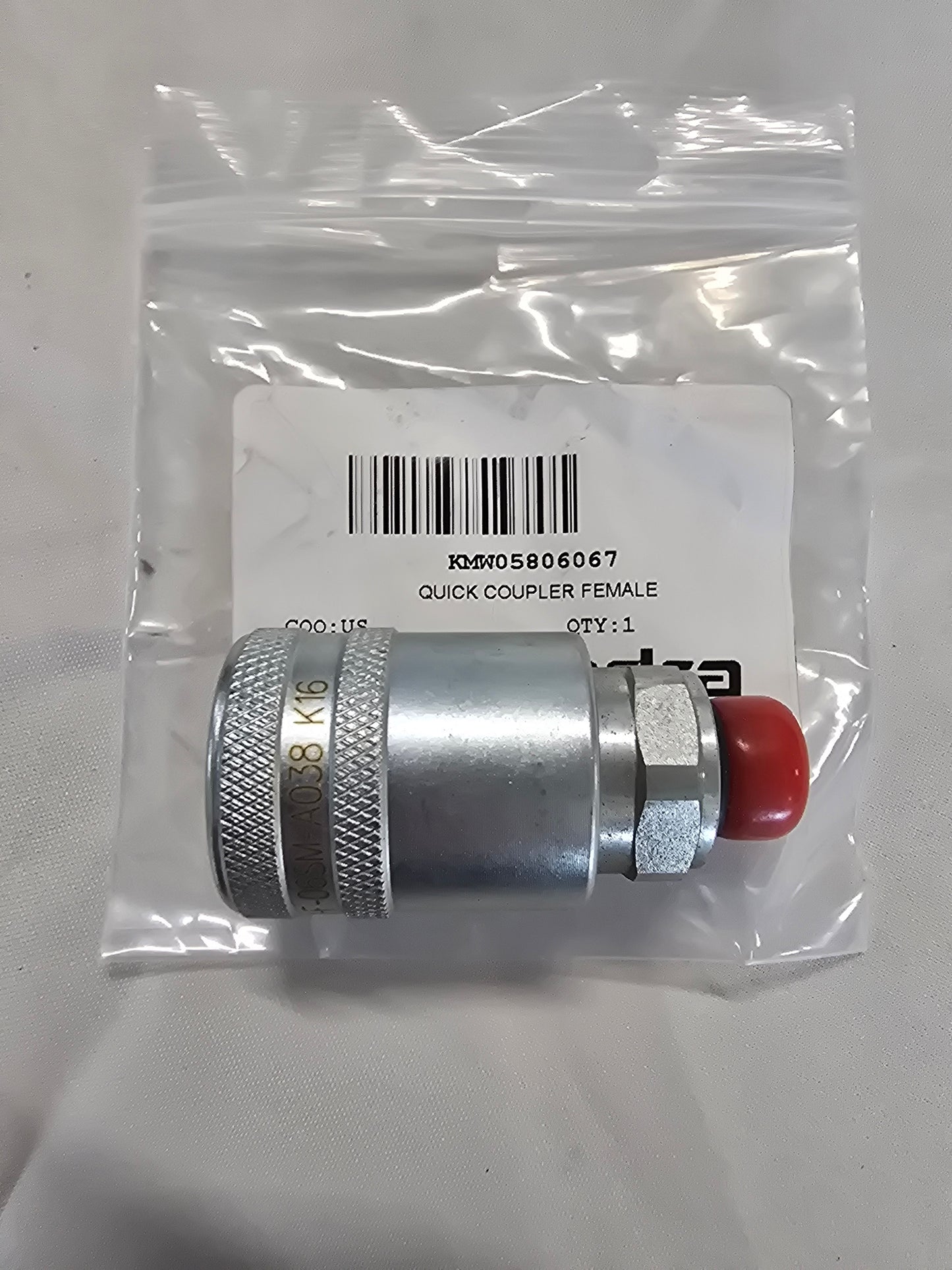 Mahindra Tractor Hydraulic Female Quick Disconnect KMW05806067
