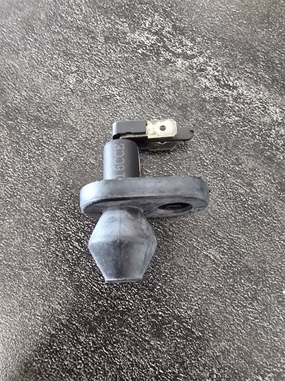Mahindra Parts - Cabin Door Switch | Part #007708526U91